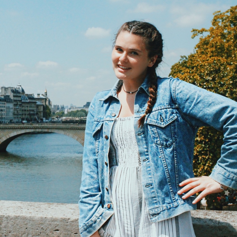 Meet your Posher, Caroline